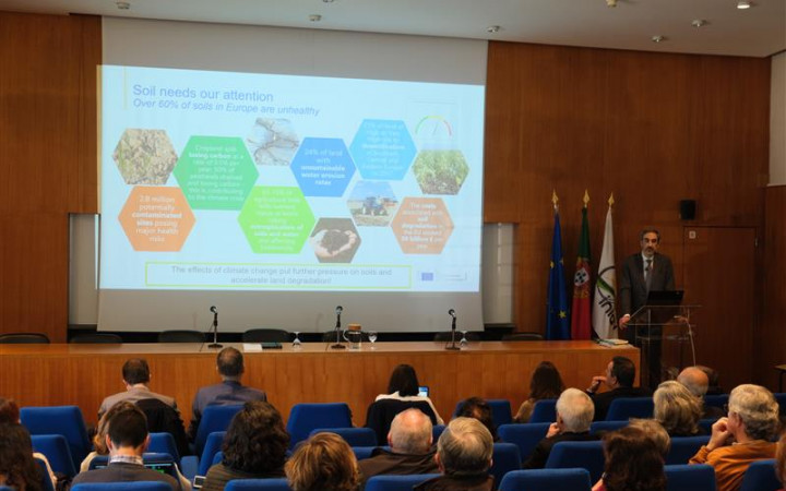 Soil Week 2024: University of Évora hosts soil health event in Portugal